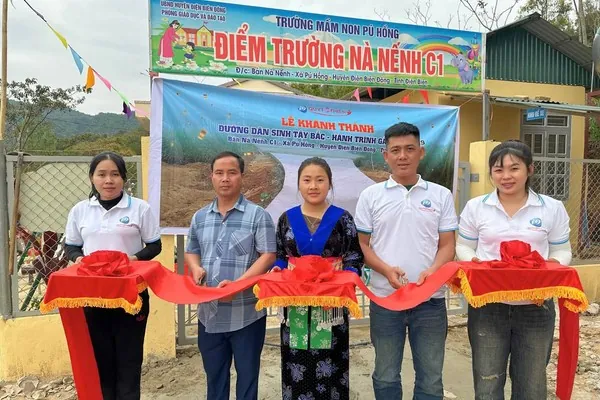 Hình ảnh khách hàng hài lòng, thể hiện sự tin tưởng và trải nghiệm tích cực với 123b casino